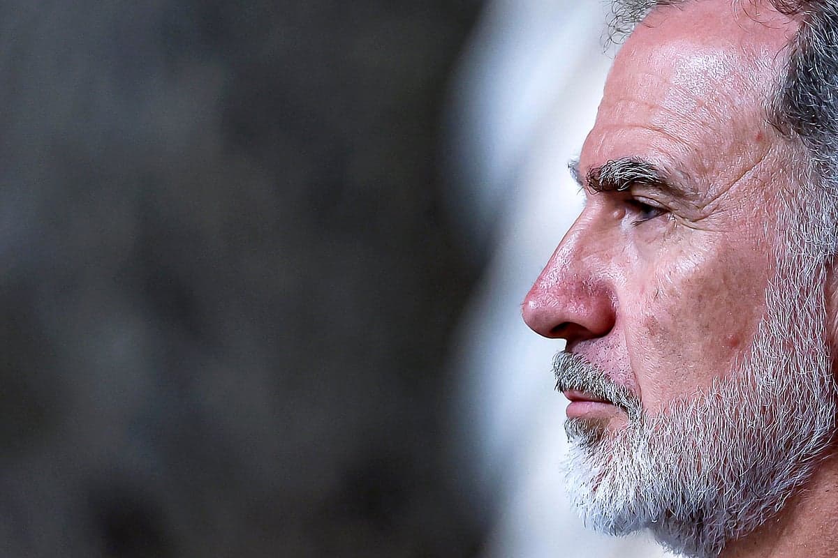 Rei de Espanha reconhece abusos históricos na América