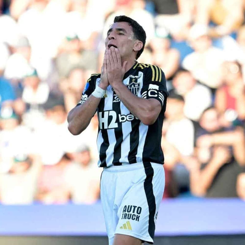 Lições de Gestão Desportiva: Como Mudanças Estratégicas Transformam Equipas