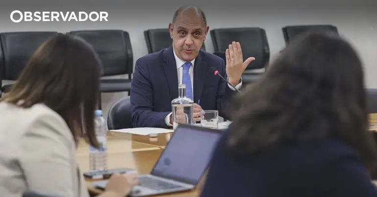 Câmara do Porto quer ser ressarcida por despesas de descentralização no OE2027