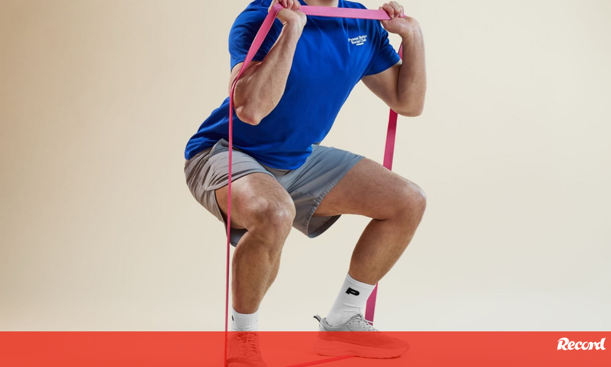 Treino funcional portátil: como montar um ginásio completo em menos de 2 kg